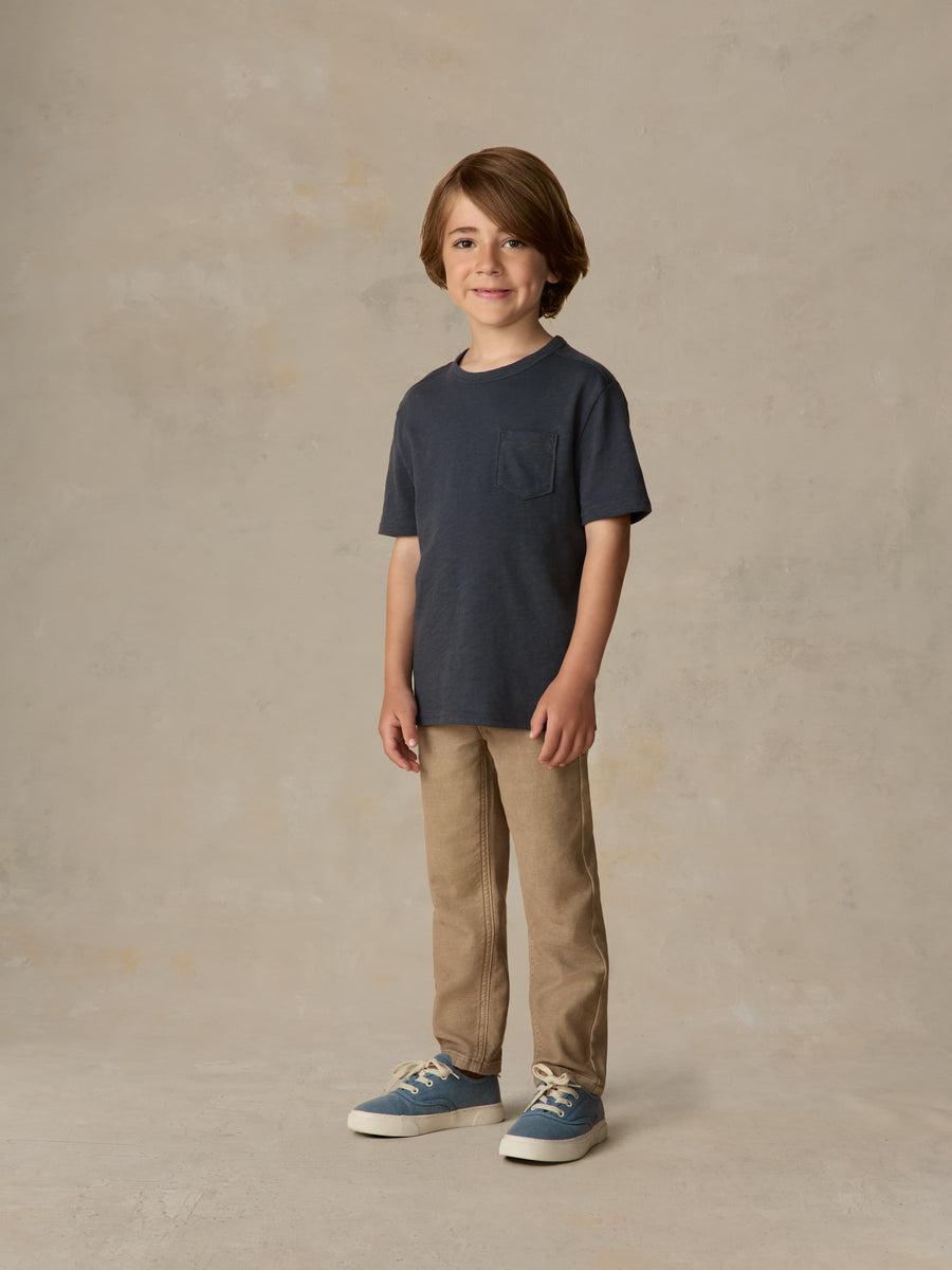 Little Kids Sunwashed Regenerative Pocket Tee - Dune Navy