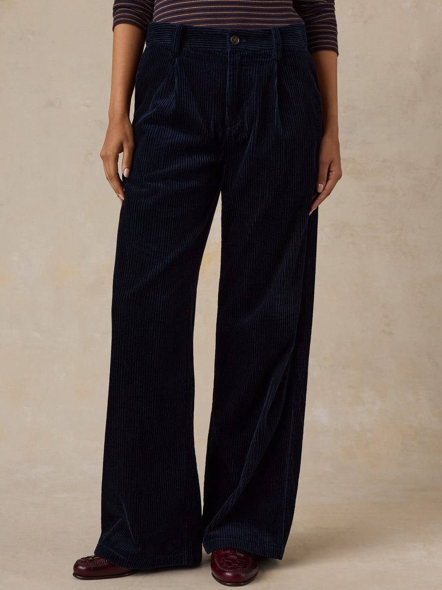 Hawthorne Cord Pleated Trouser - Navy